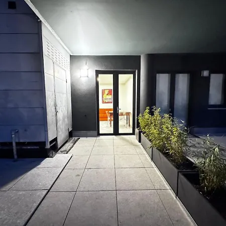 Bilocale Con Patio Privato *