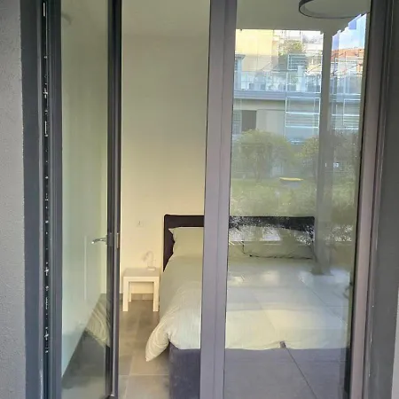 Bilocale Con Patio Privato *